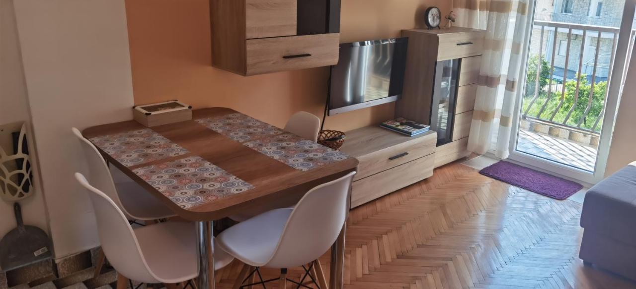 Dlx Apartman Adriatics Херцег-Новий Екстер'єр фото